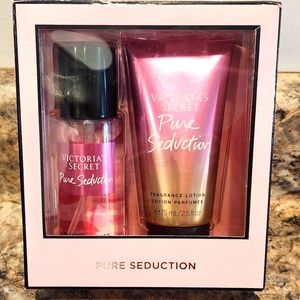 *BRAND NEW* PURE SEDU TION set with perfume and lotion